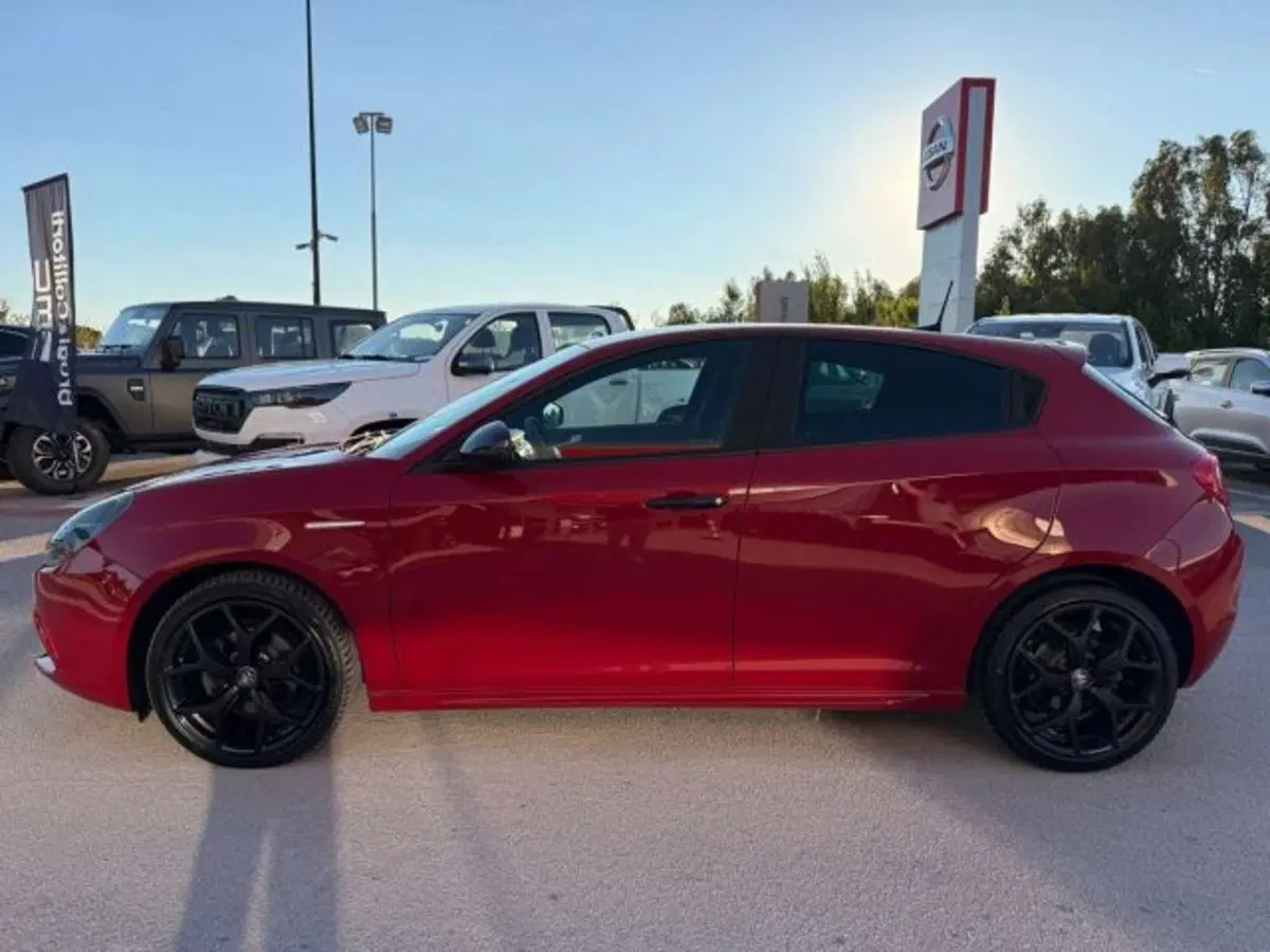 Alfa Romeo Giulietta usata a Firenze (10)
