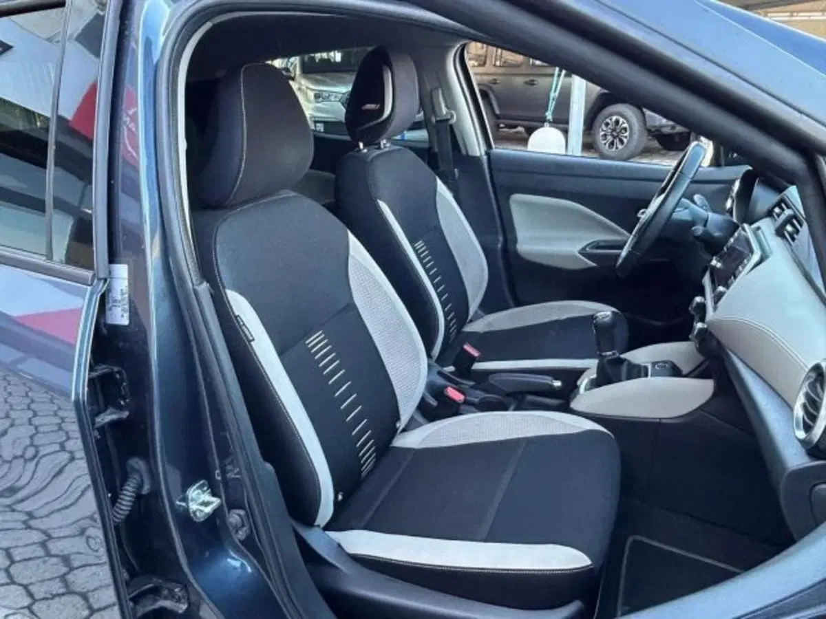 Nissan Micra usata a Firenze (14)