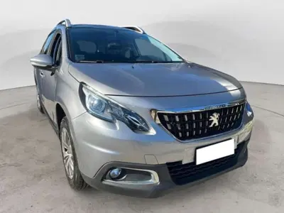 Peugeot 2008 82 S&S Active del 2019 usata a Empoli