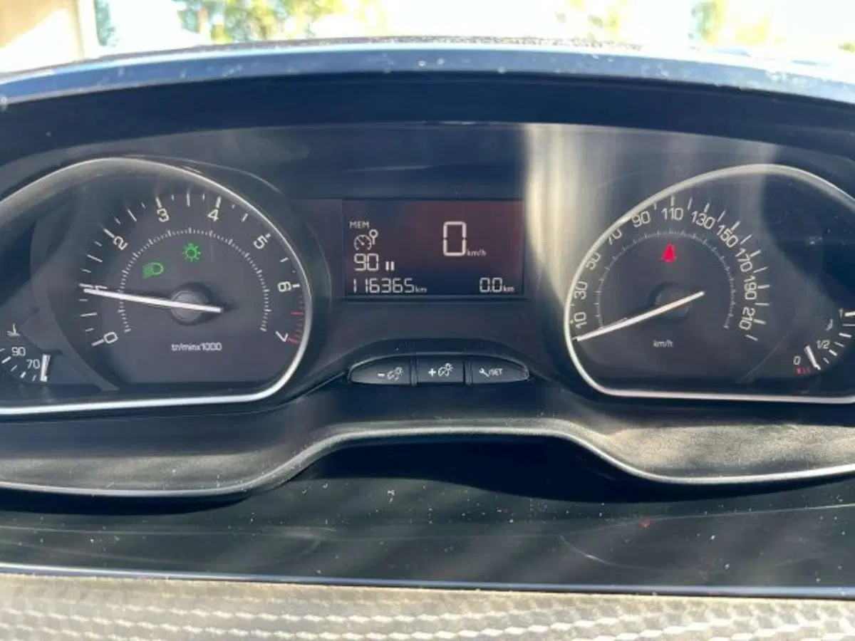 Peugeot 2008 usata a Firenze (10)