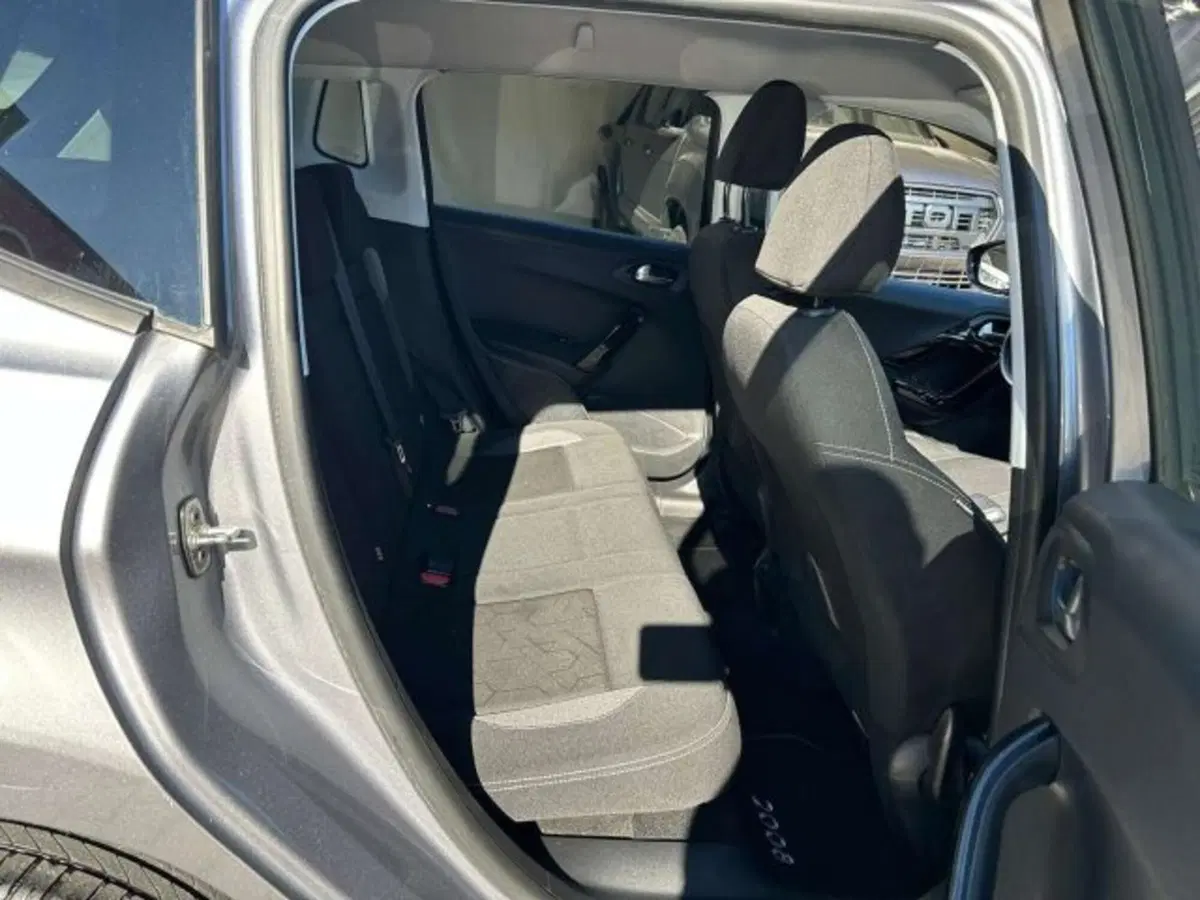 Peugeot 2008 usata a Firenze (12)