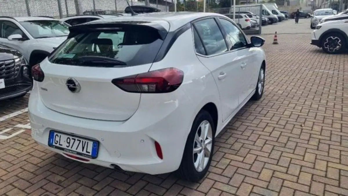 Opel Corsa usata a Savona (18)