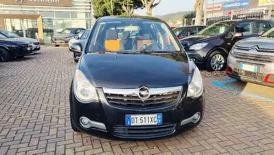 Opel Agila 1.2 16V 86CV Enjoy del 2009 usata a Savona