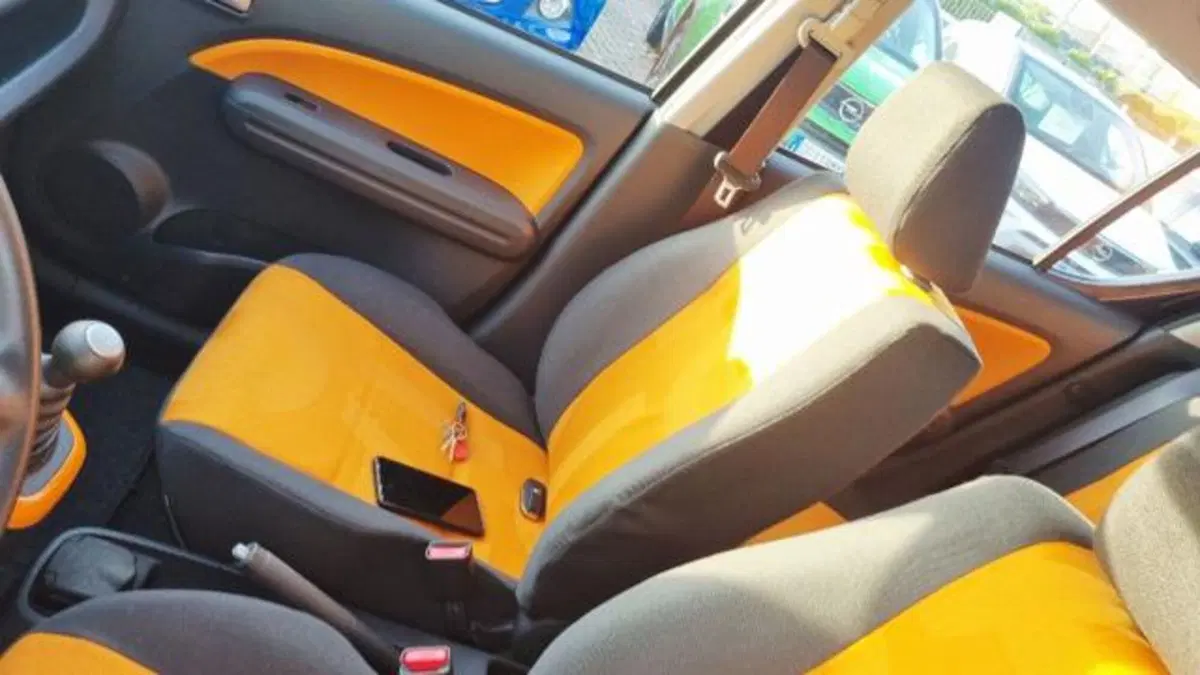 Opel Agila usata a Savona (6)