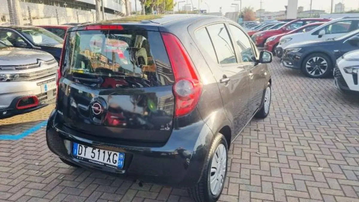 Opel Agila usata a Savona (8)
