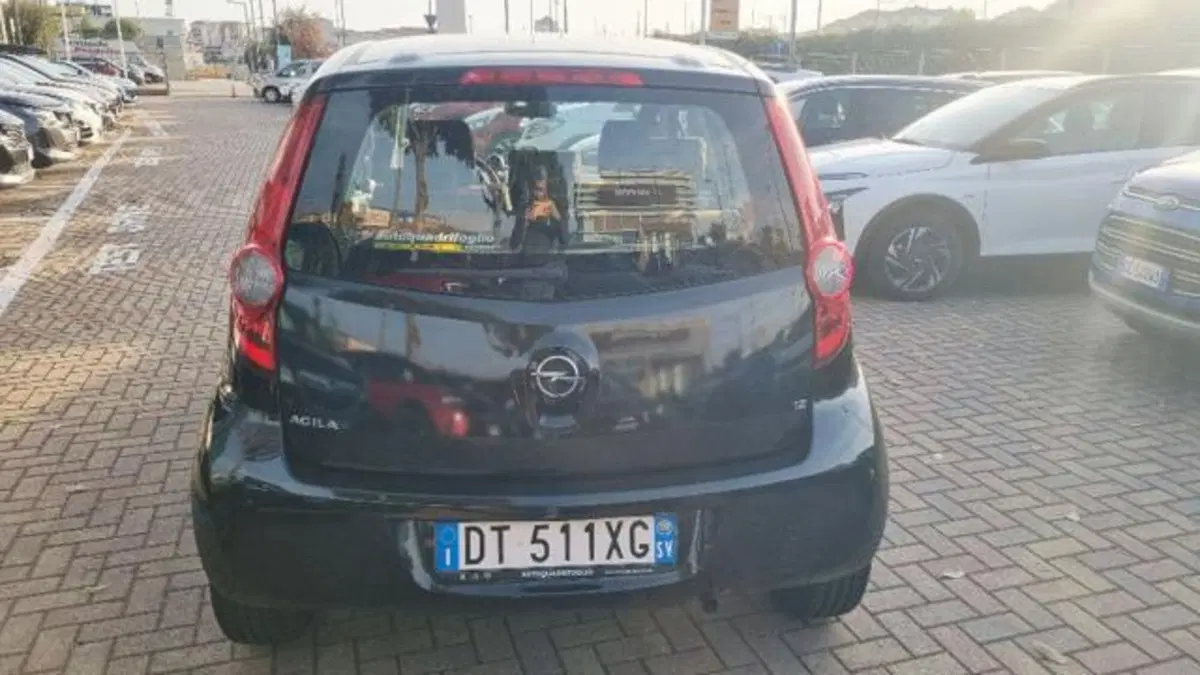 Opel Agila usata a Savona (9)