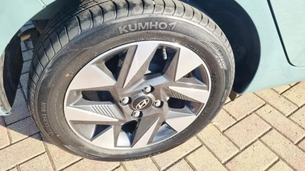 Hyundai i10 usata a Savona (8)