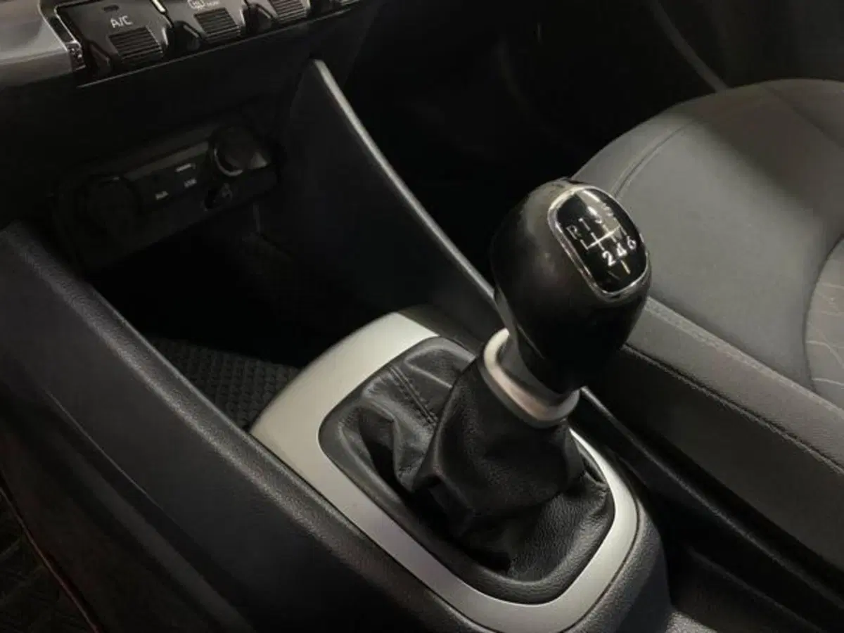 Kia Rio usata a Firenze (11)