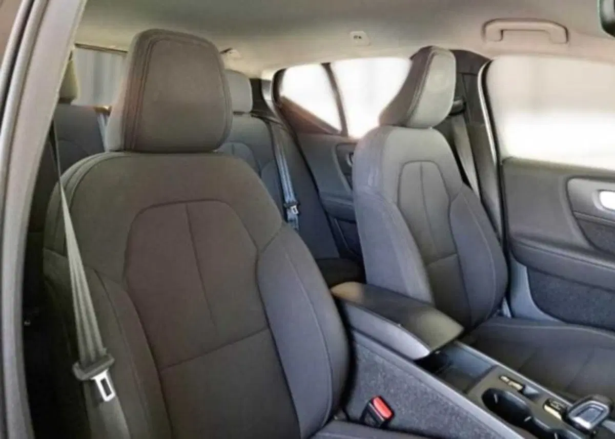 VOLVO Veicoli Commerciali XC40 usata a Bologna (9)