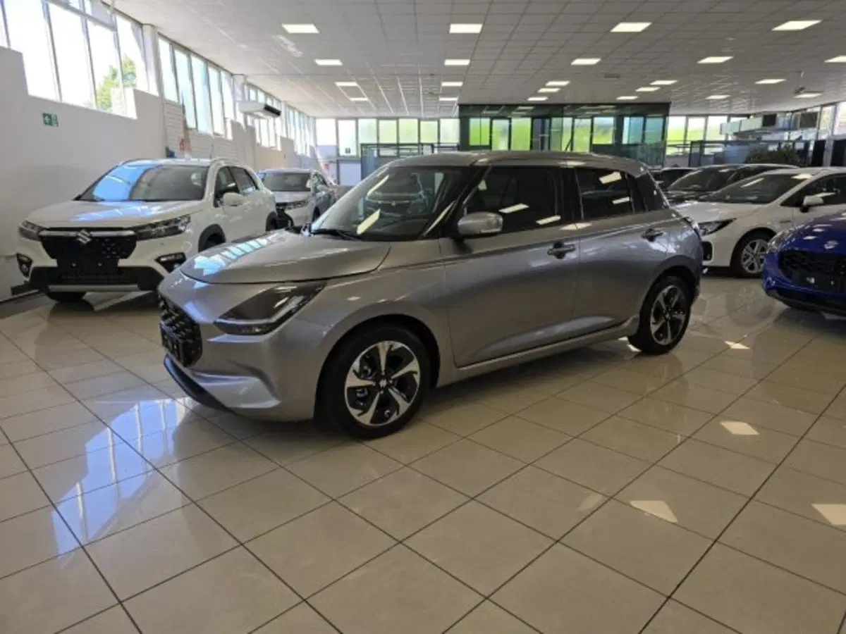 Suzuki Swift nuova a Reggio Emilia (2)