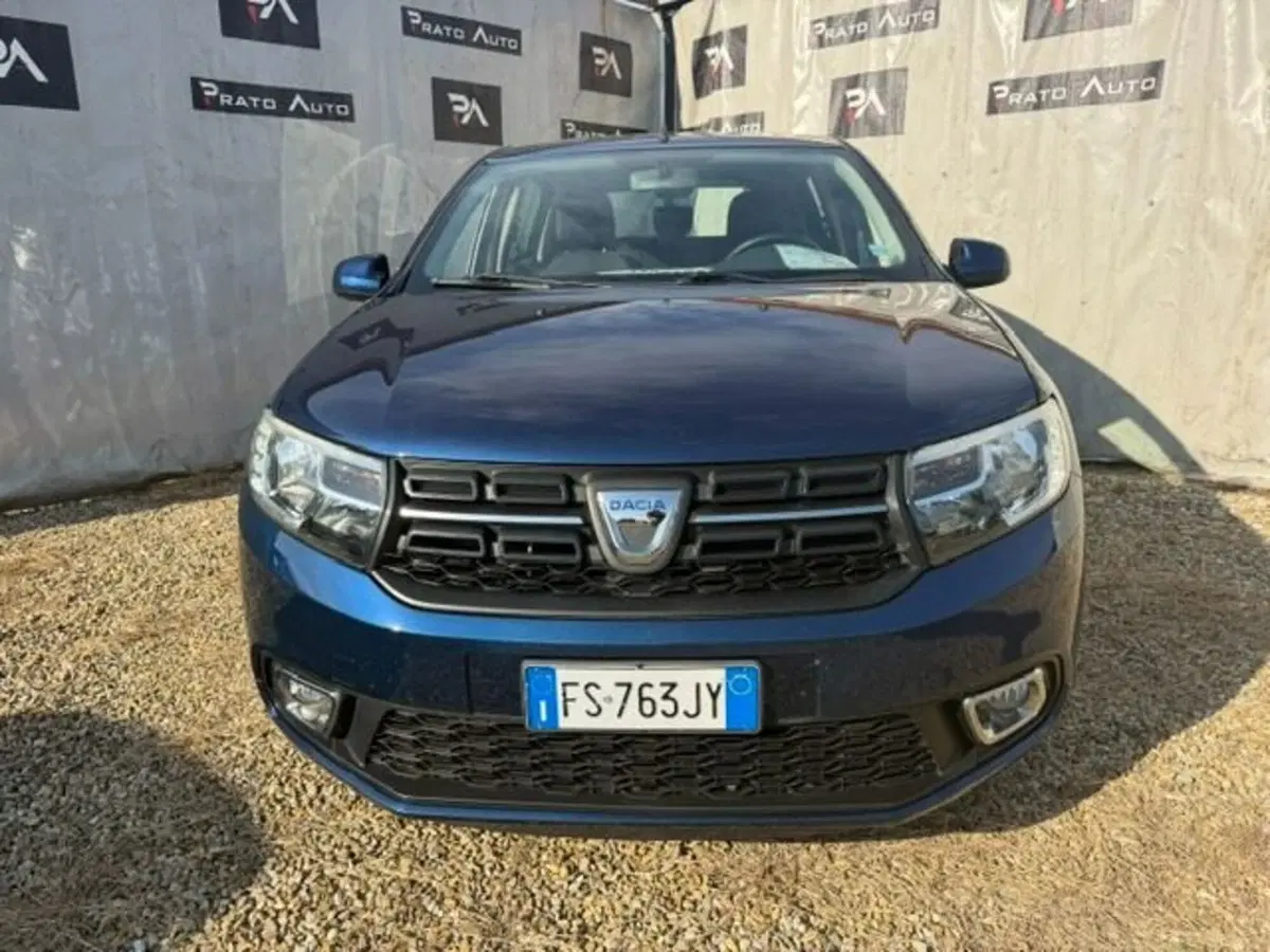 Dacia Sandero usata a Prato (8)