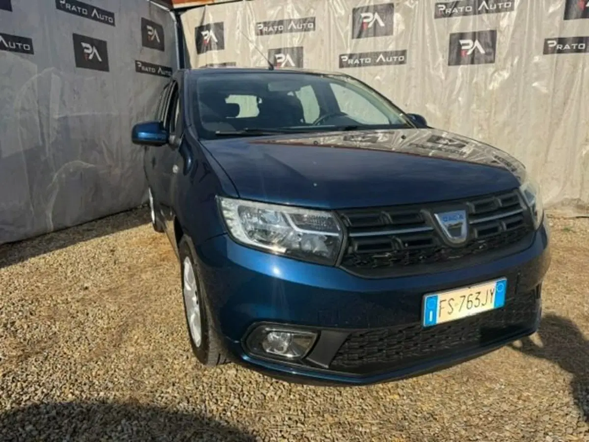 Dacia Sandero usata a Prato (9)