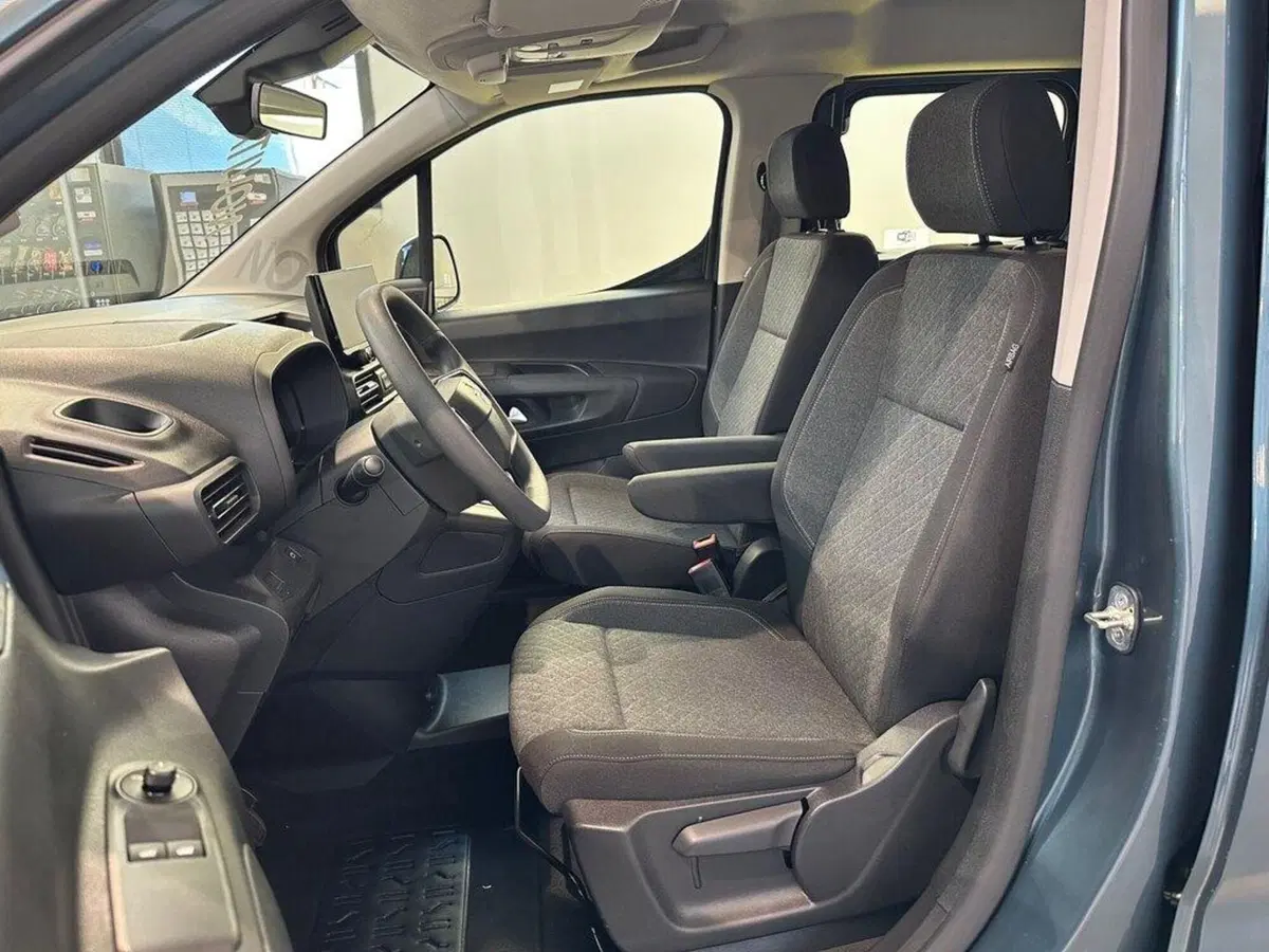 Opel Combo nuova a Sondrio (10)
