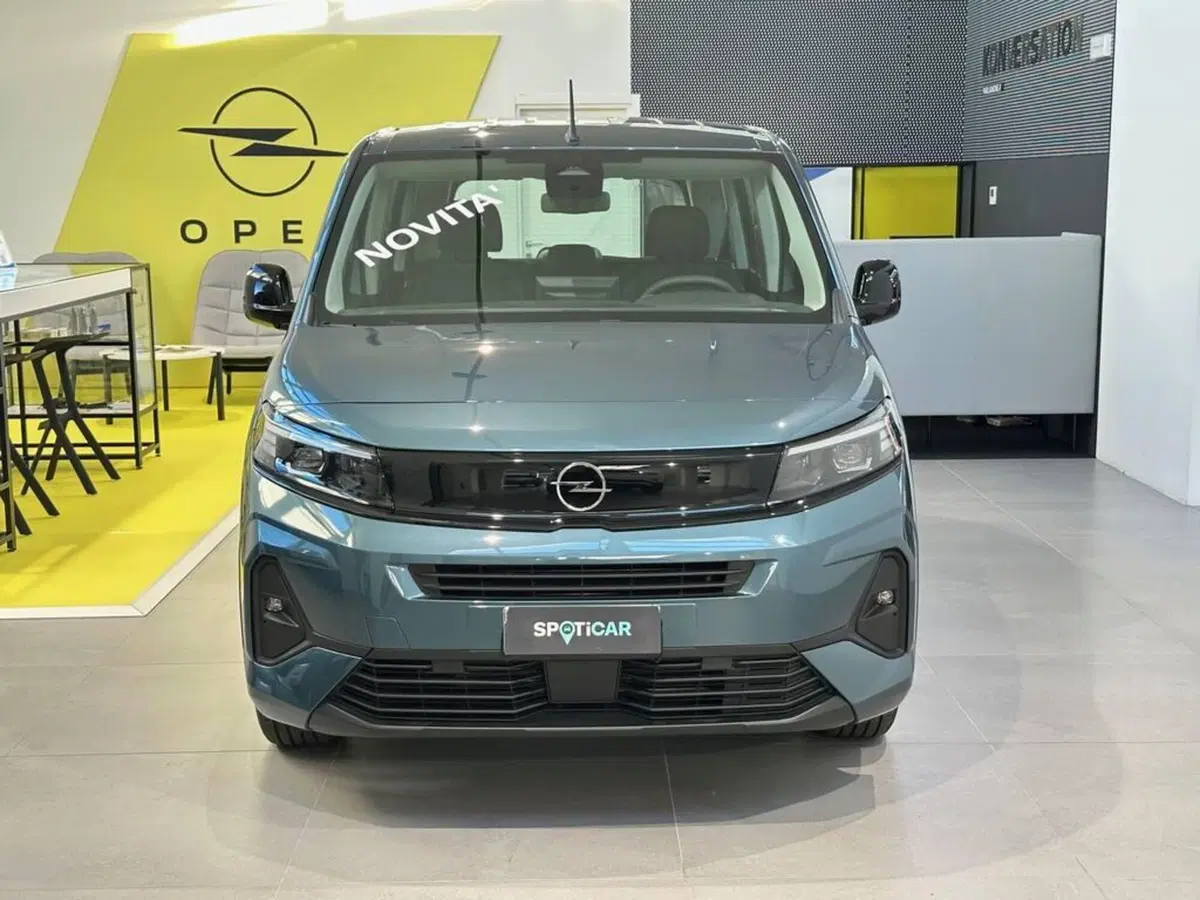 Opel Combo nuova a Sondrio (8)