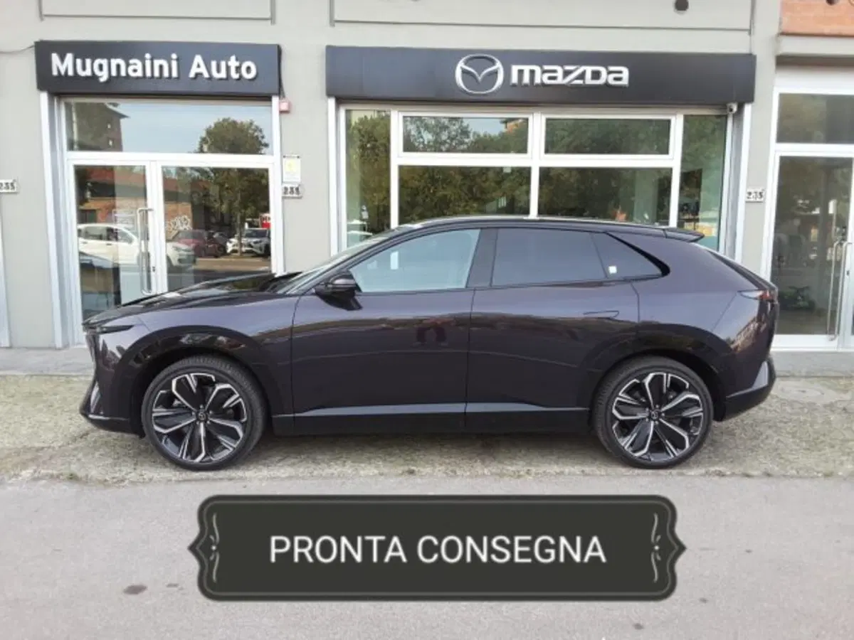 Mazda CX-6e nuova a Firenze