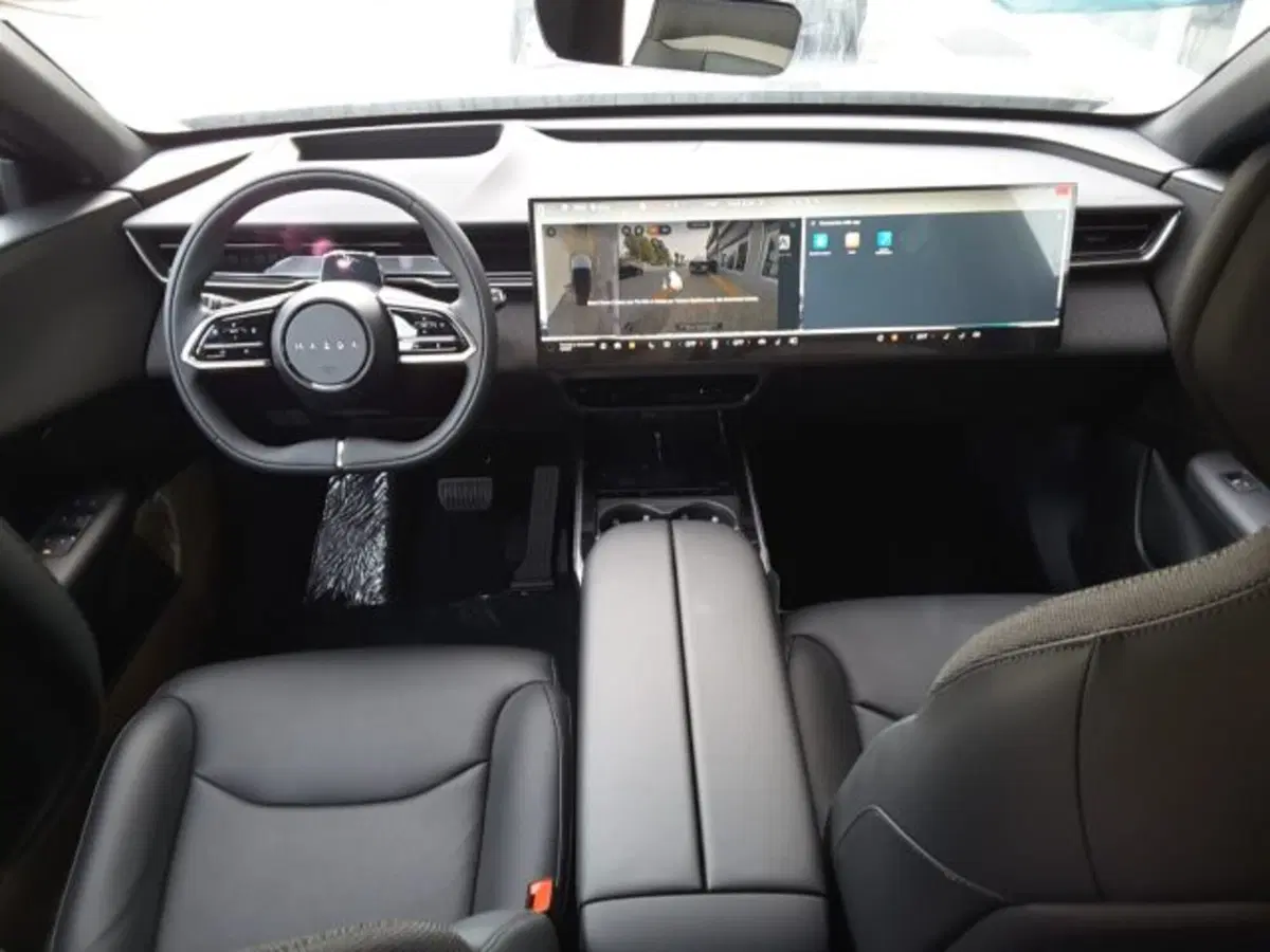 Mazda CX-6e nuova a Firenze (9)