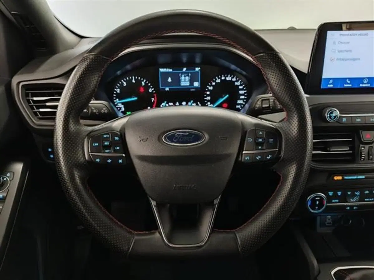 Ford Focus Station Wagon usata a Siena (9)