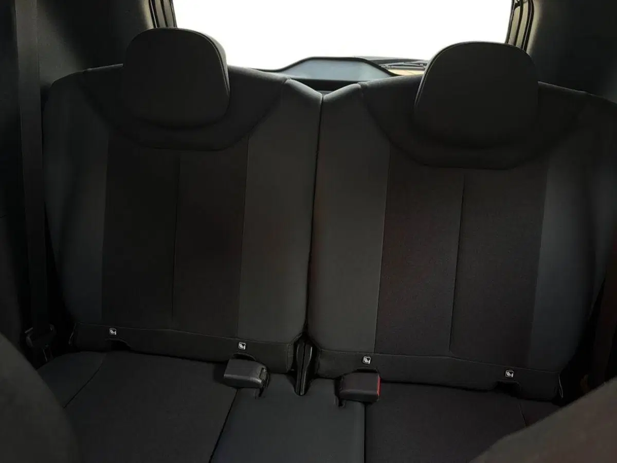 Toyota Aygo X usata a Vicenza (11)