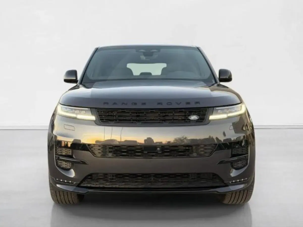 Land Rover Range Rover Sport nuova a Siena (8)