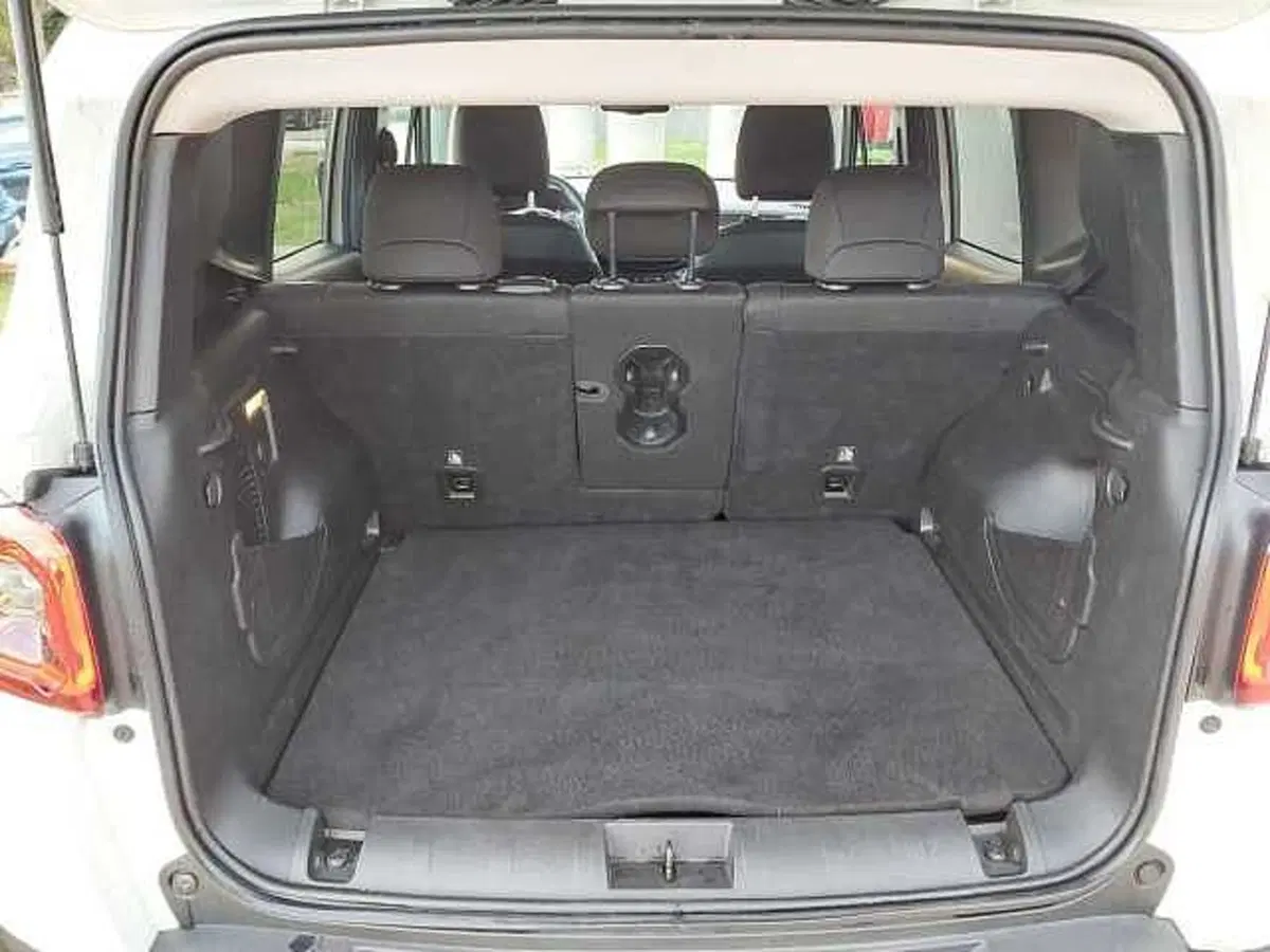 Jeep Renegade usata a Treviso (15)