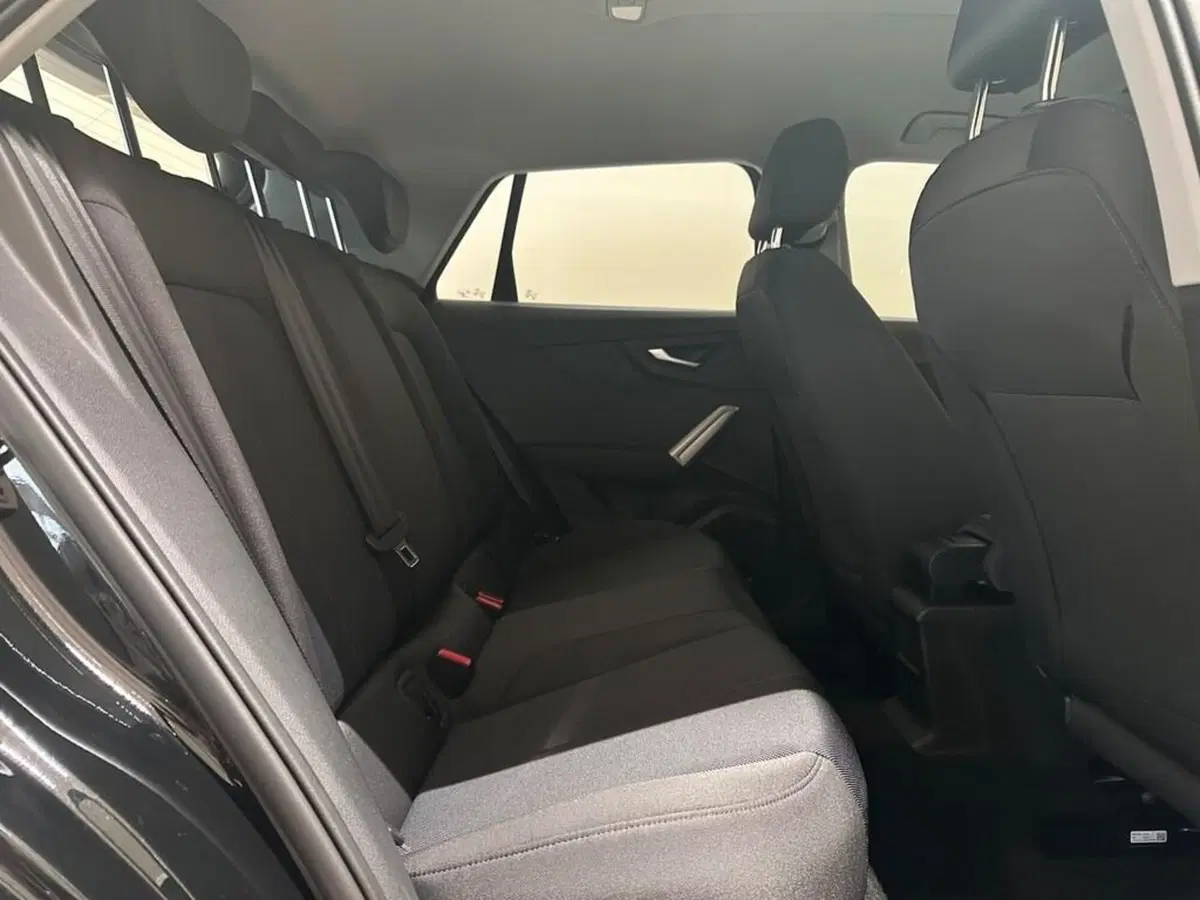 Audi Q2 usata a Varese (5)