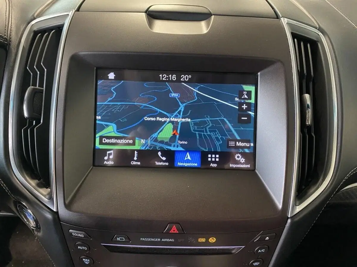 Ford Edge usata a Torino (10)