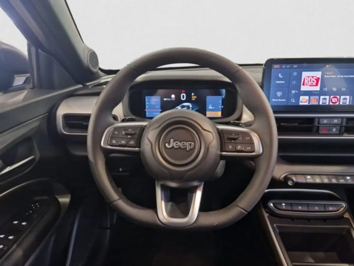 Jeep Avenger usata a Livorno (12)