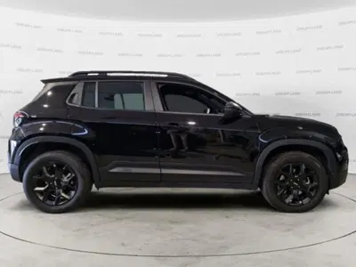 Jeep Avenger 1.2 turbo e-hybrid mhev Upland 4xe 145cv edct6 del 2025 usata a Livorno