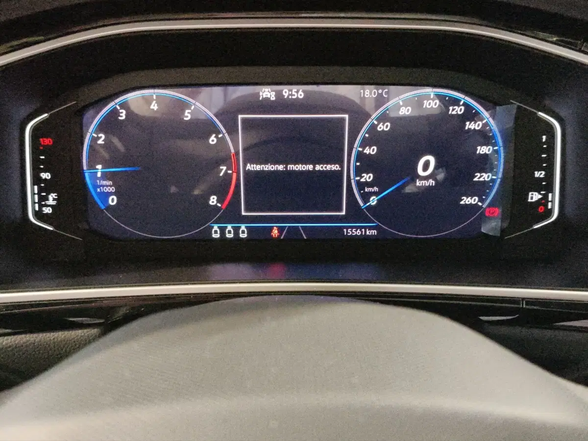 Volkswagen T-Roc usata a Genova (13)