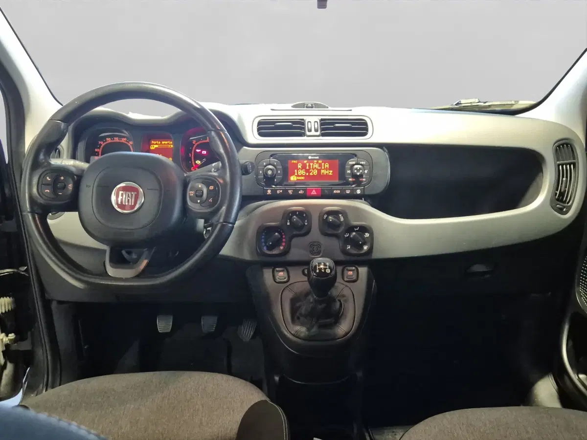 Fiat Panda usata a Genova (11)