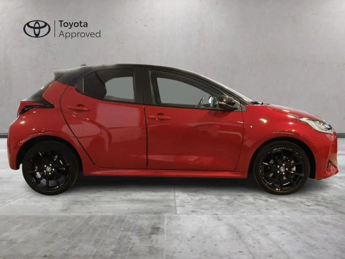 Toyota Yaris usata a Genova (4)