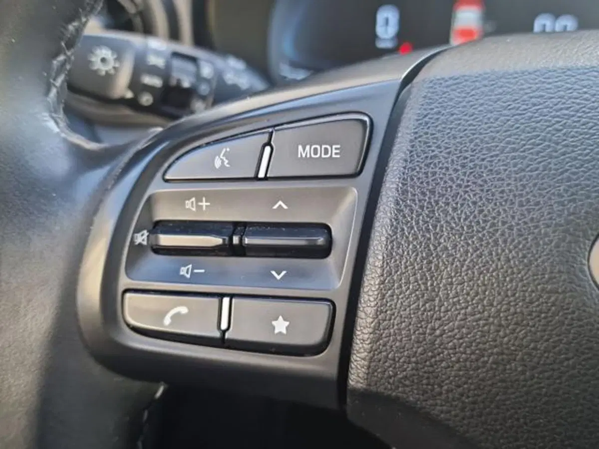 Hyundai i10 usata a Salerno (20)