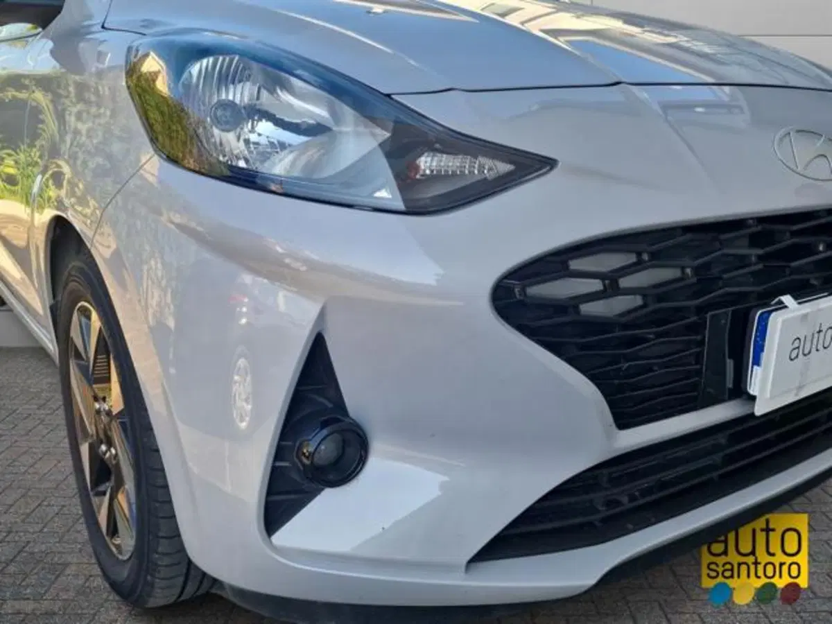 Hyundai i10 usata a Salerno (8)