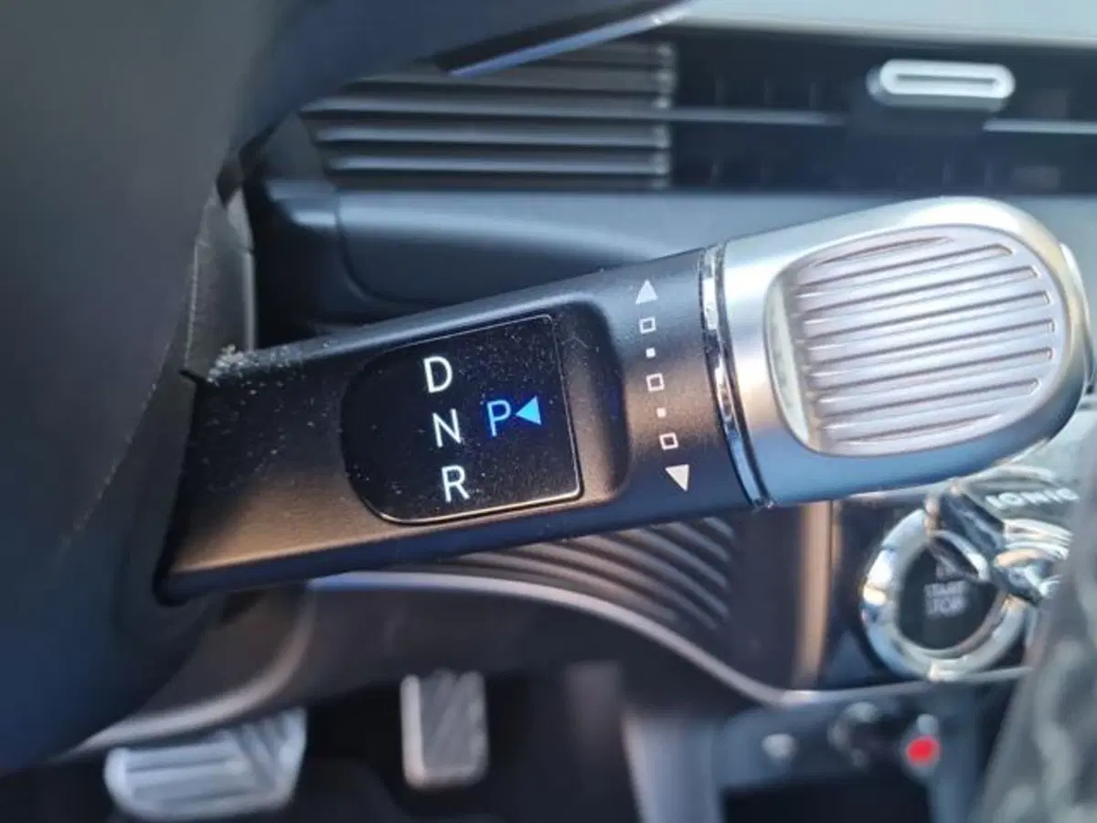 Hyundai Ioniq 5 usata a Salerno (17)