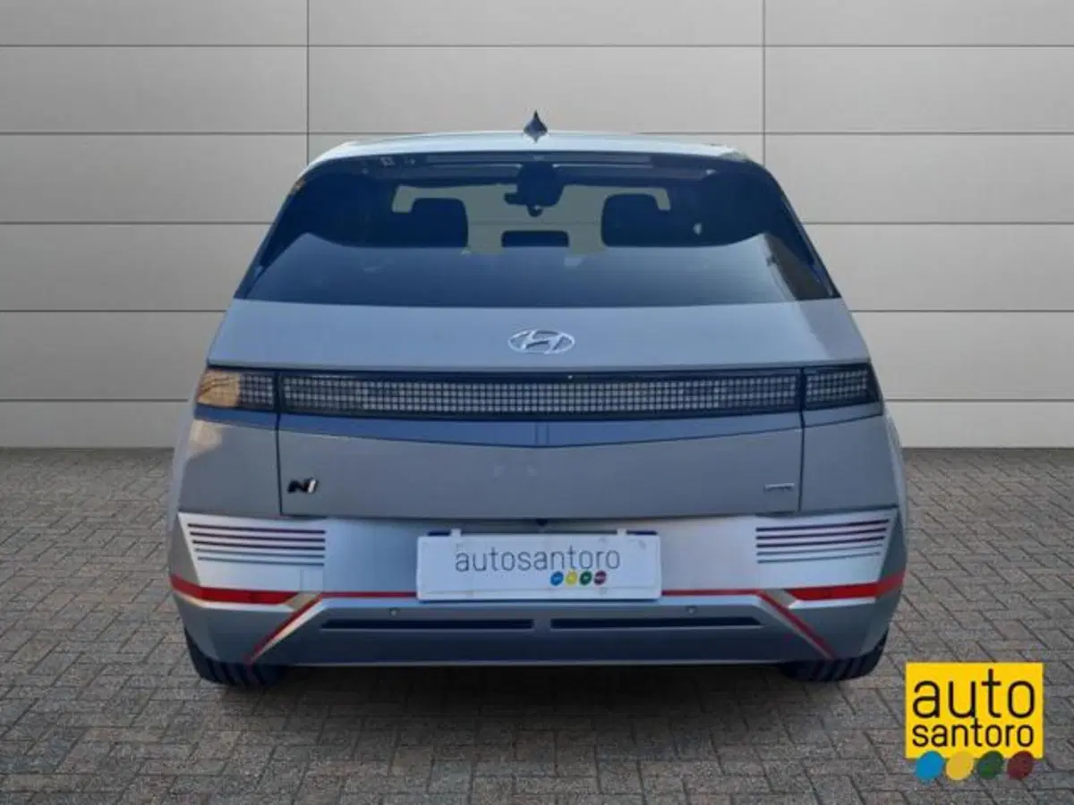 Hyundai Ioniq 5 usata a Salerno (6)