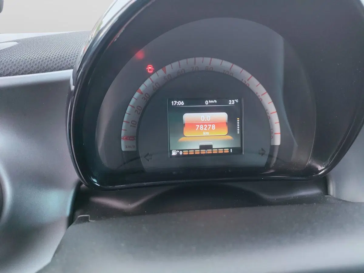 smart Fortwo usata a Ascoli Piceno (14)