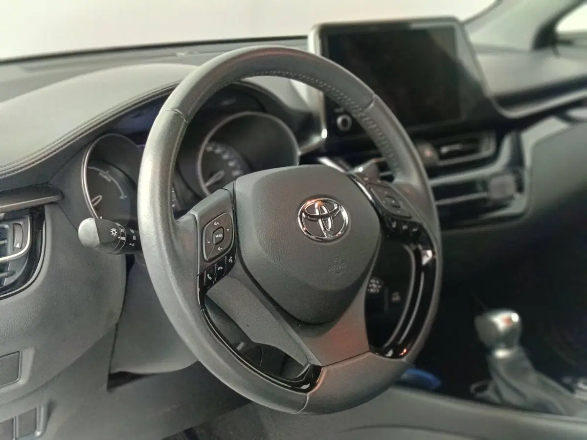 Toyota Toyota C-HR usata a Ascoli Piceno (16)