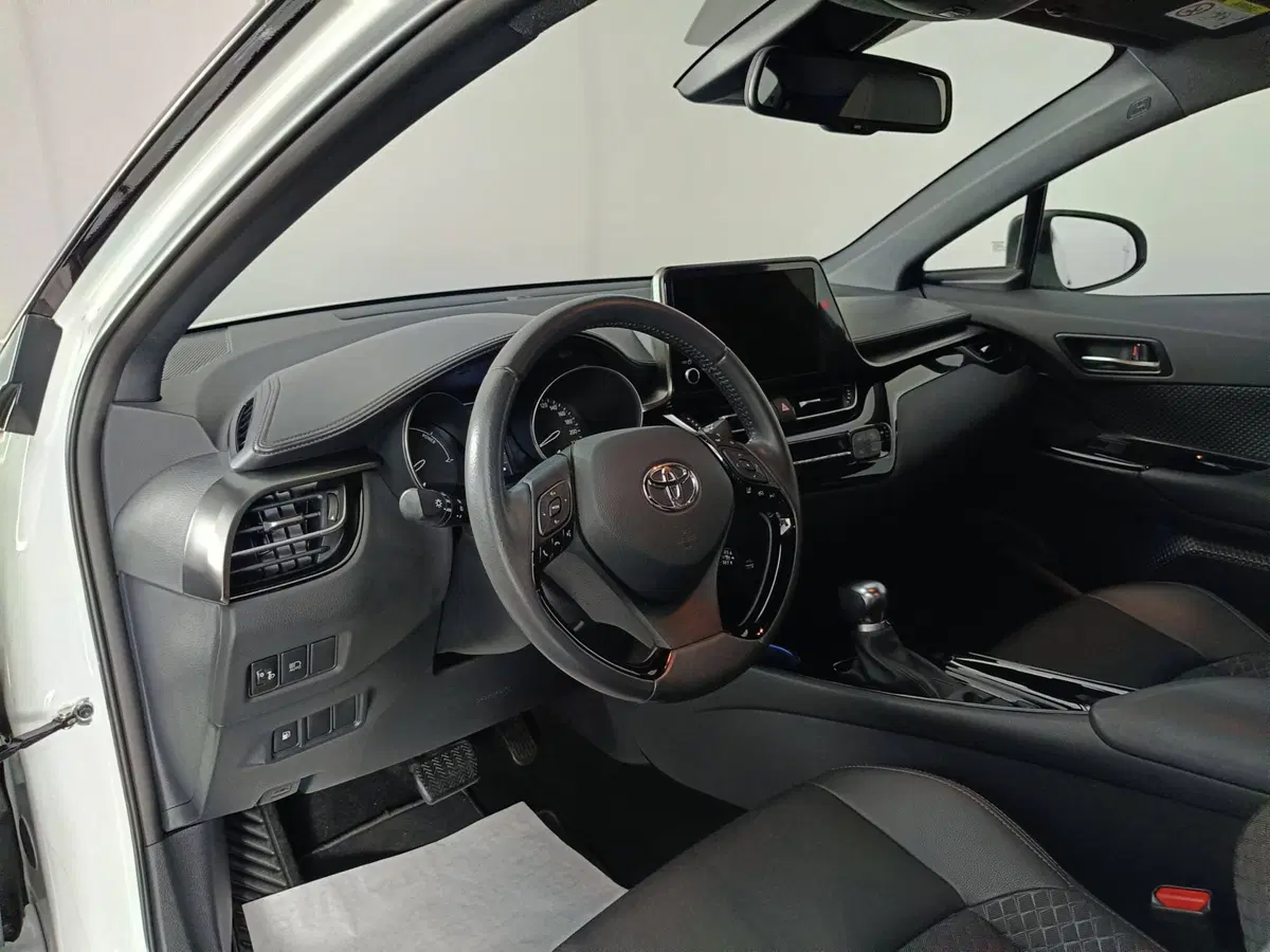 Toyota Toyota C-HR usata a Ascoli Piceno (7)