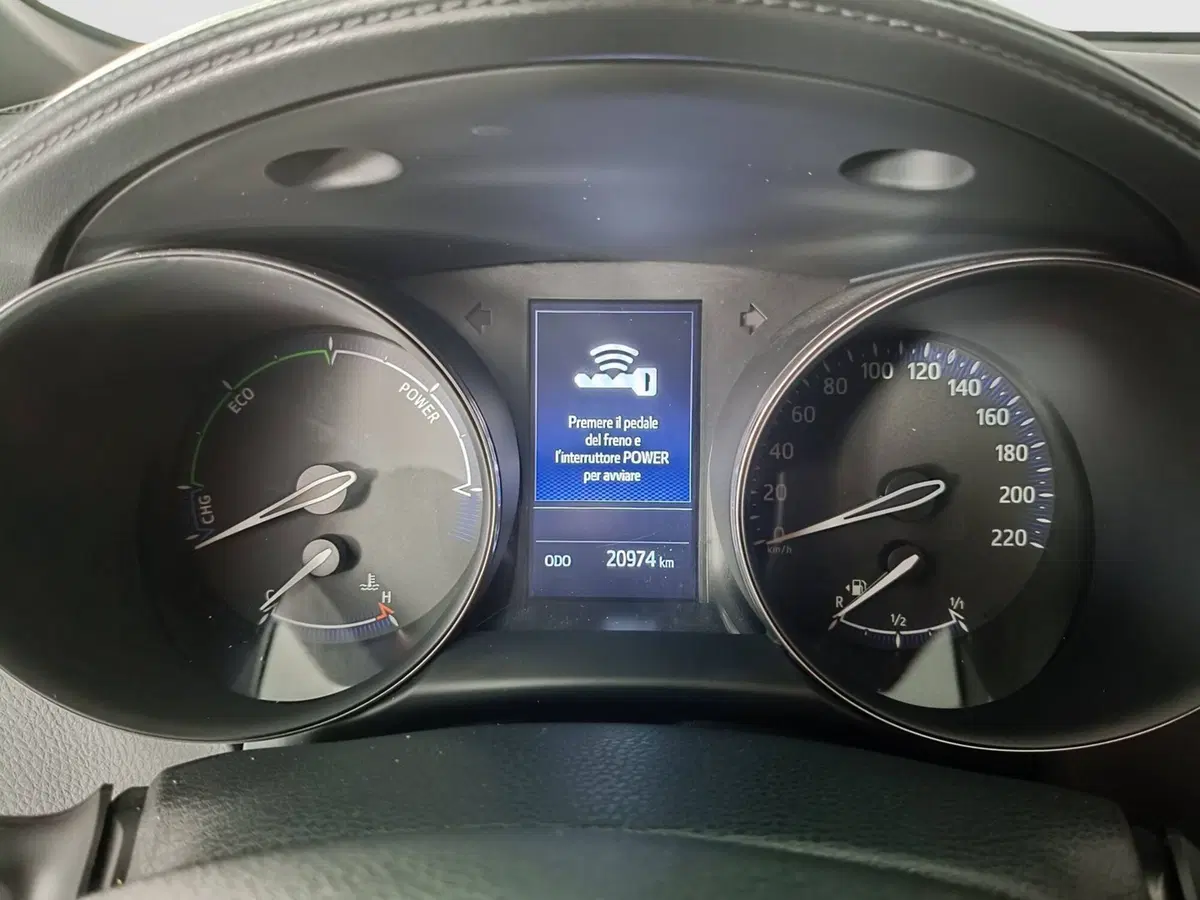 Toyota Toyota C-HR usata a Ascoli Piceno (12)