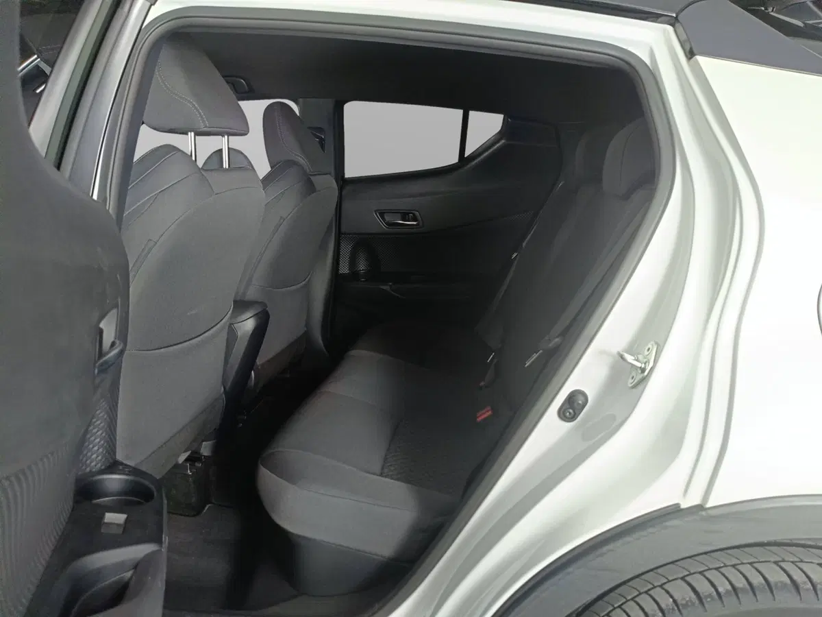 Toyota Toyota C-HR usata a Ascoli Piceno (9)