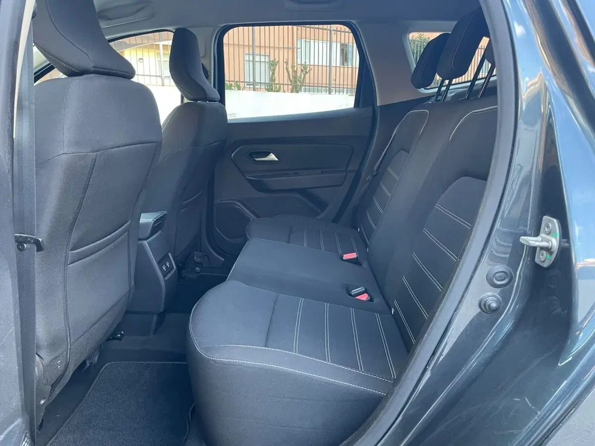 Dacia Duster usata a Messina (12)