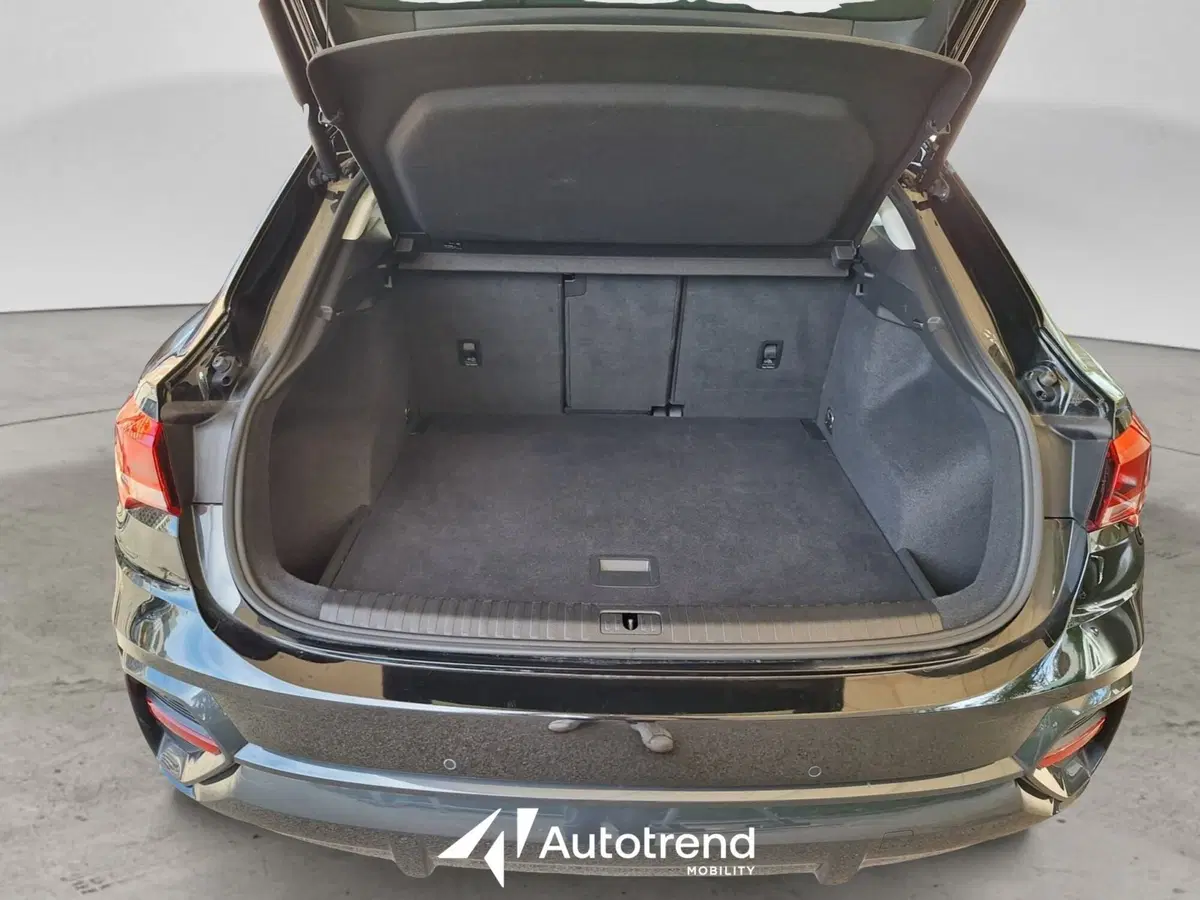 Audi Q3 Sportback usata a Bari (14)