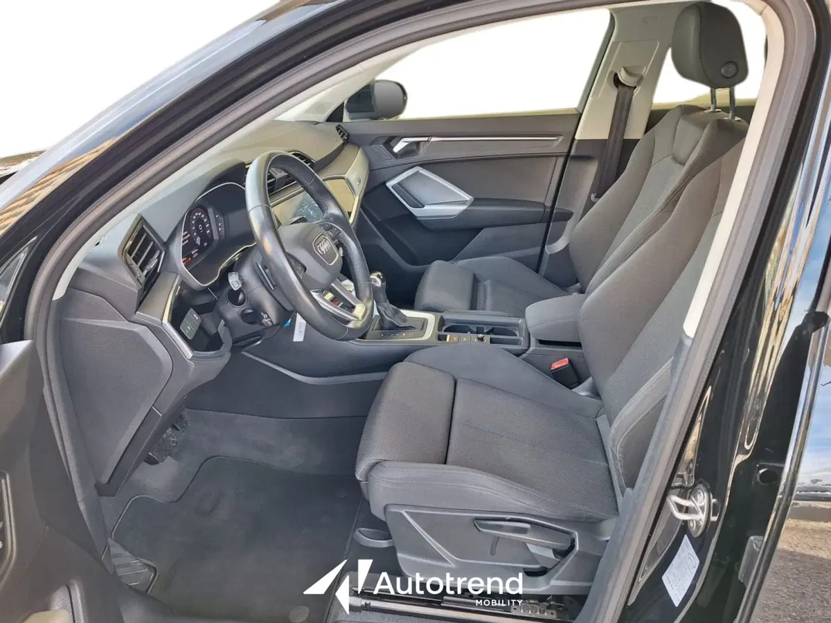 Audi Q3 Sportback usata a Bari (5)