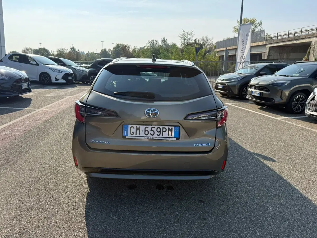 Toyota Corolla Touring Sports usata a Piacenza (5)