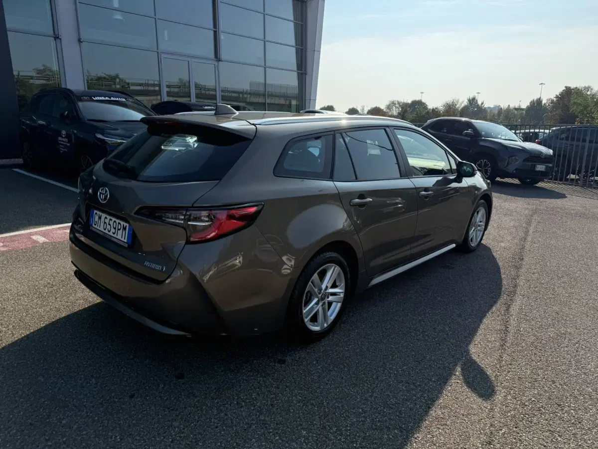Toyota Corolla Touring Sports usata a Piacenza (6)