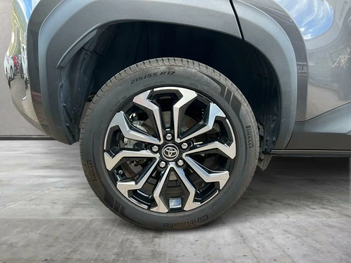 Toyota Yaris Cross usata a Sondrio (13)