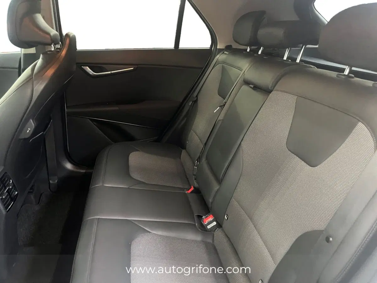 Kia Niro usata a Modena (13)