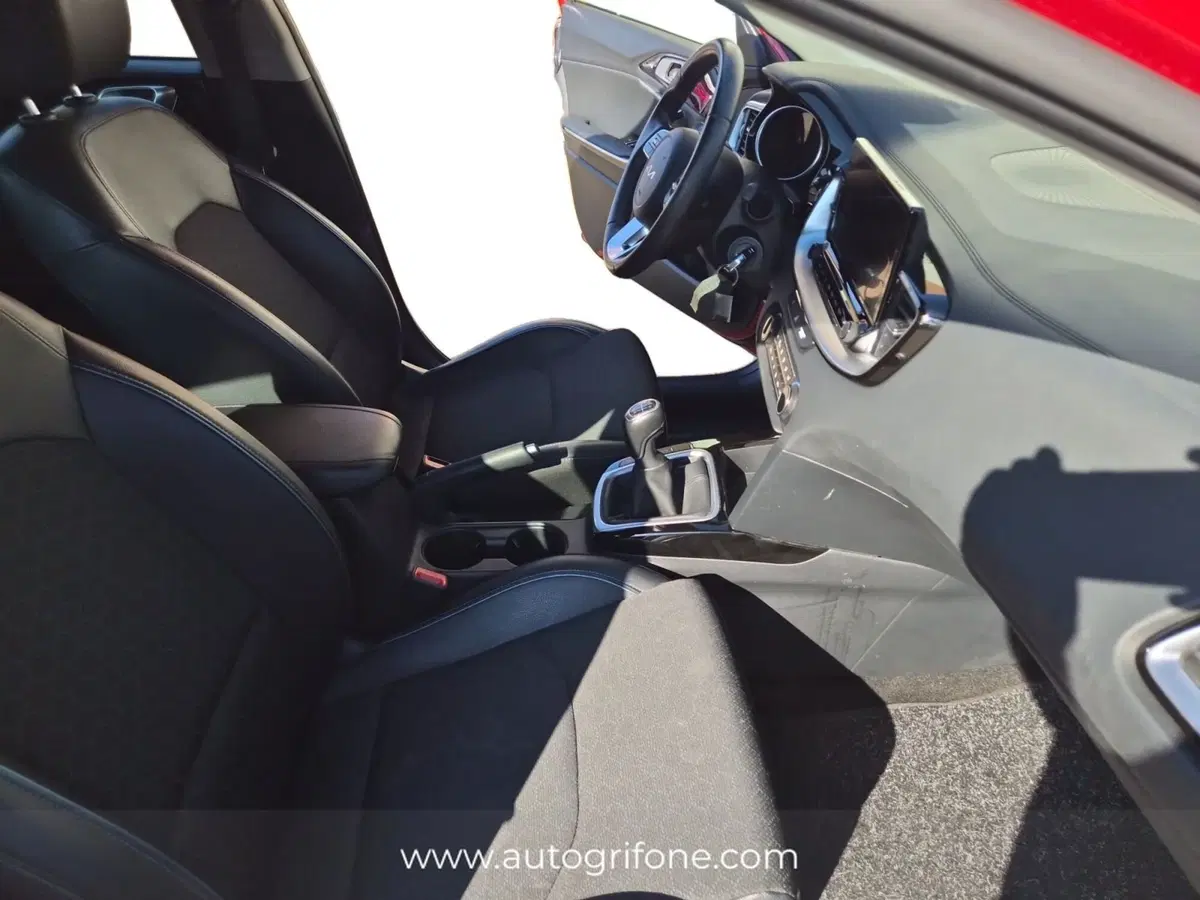 Kia XCeed usata a Modena (15)