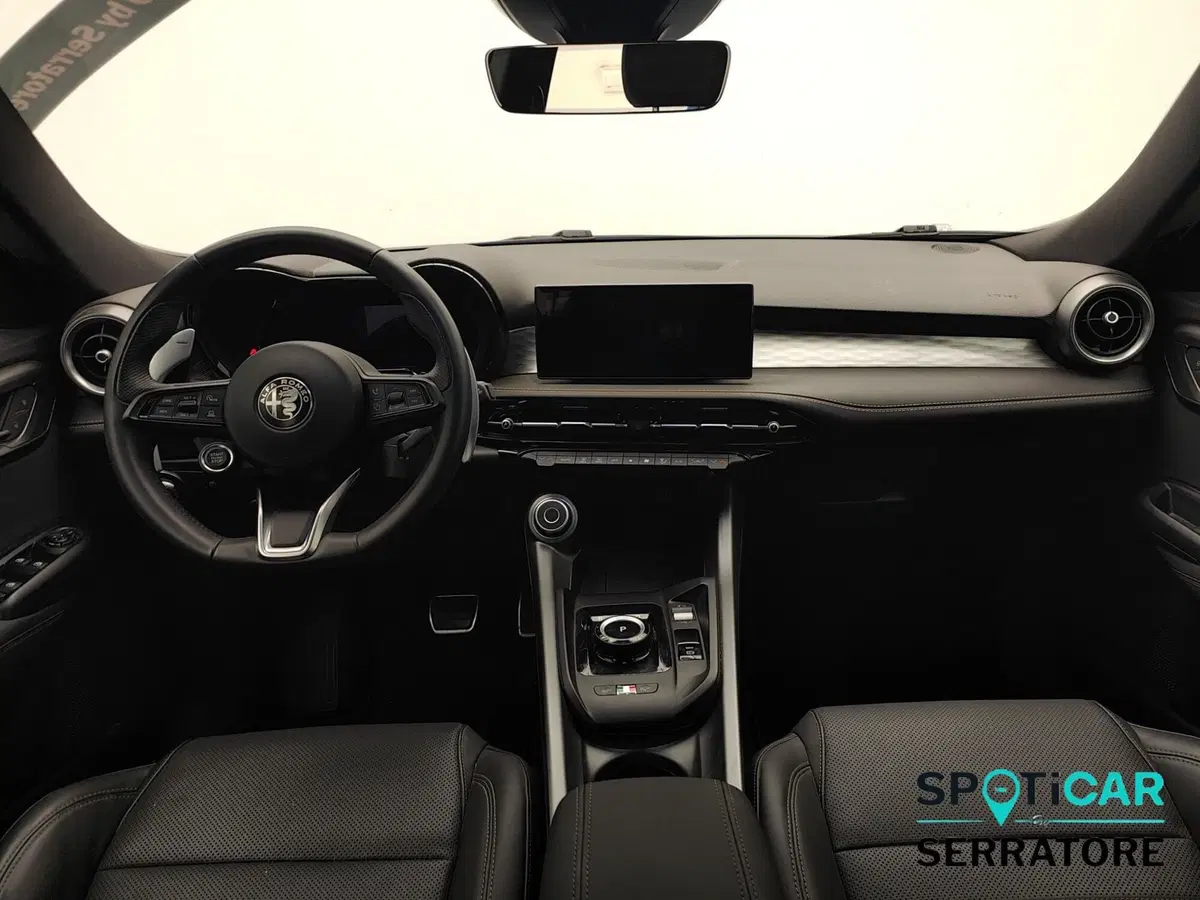 Alfa Romeo Tonale usata a Como (7)