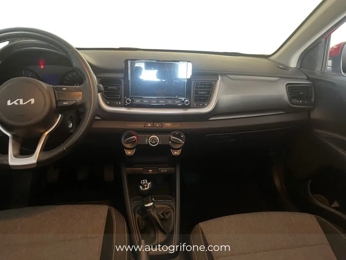 Kia Stonic usata a Modena (11)